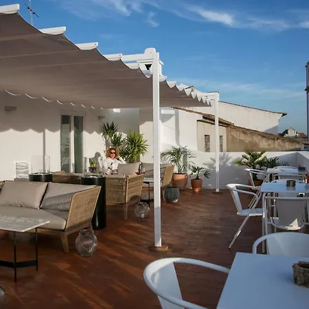 Valeriana Exclusive Guesthouse-2